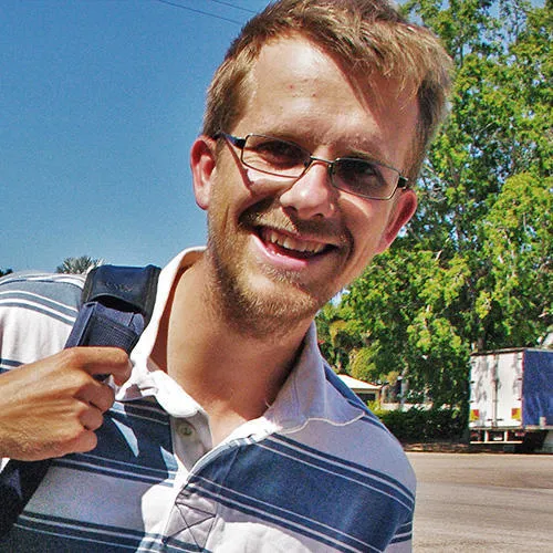 Andy-Potrait.jpg Andy-Potrait.jpg